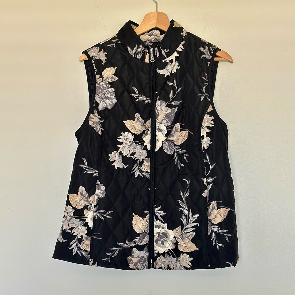 NWOT Croft & Barrow Quilted Vest